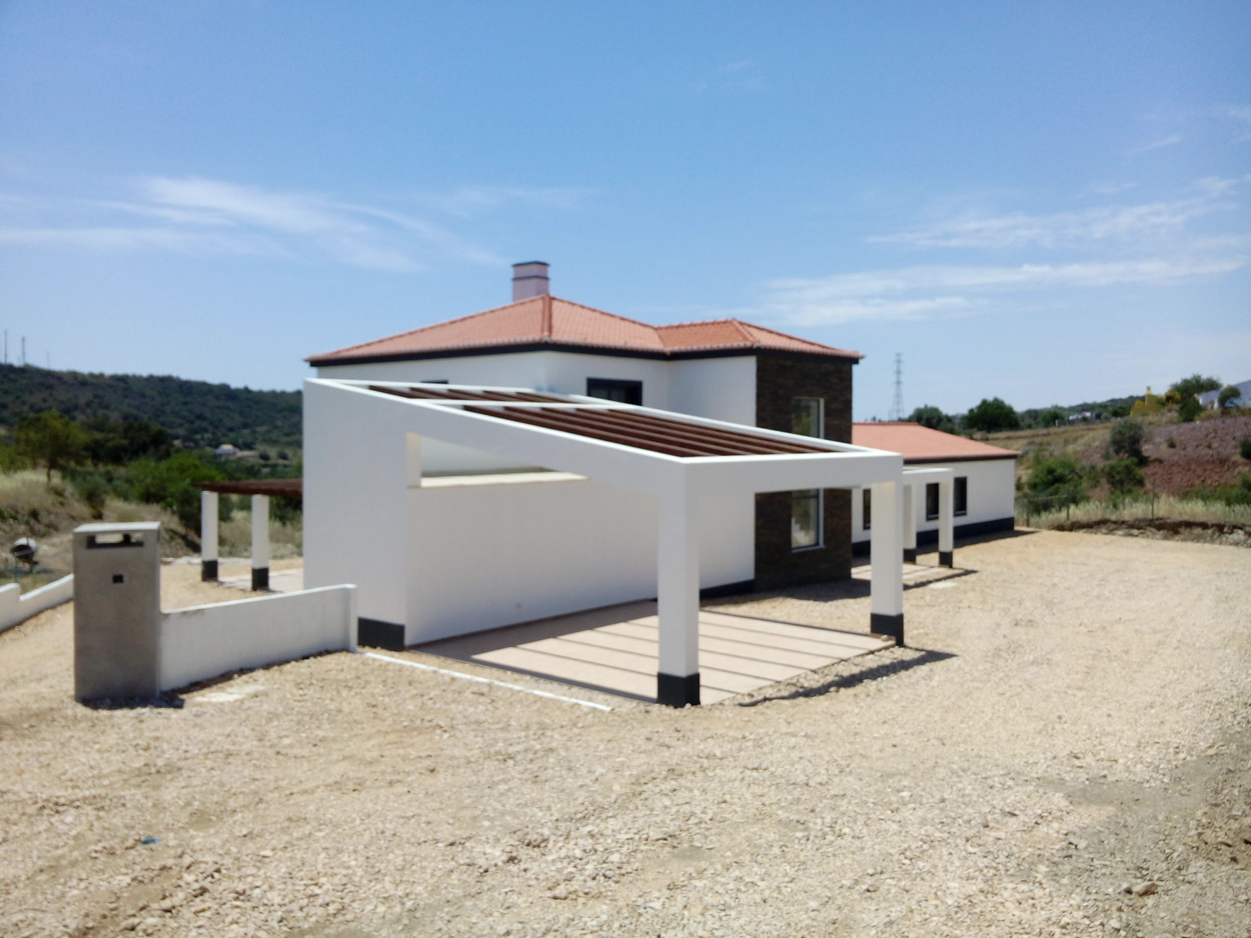 Imagem 1 - Recupera&ccedil;&atilde;o de Monte em Silves