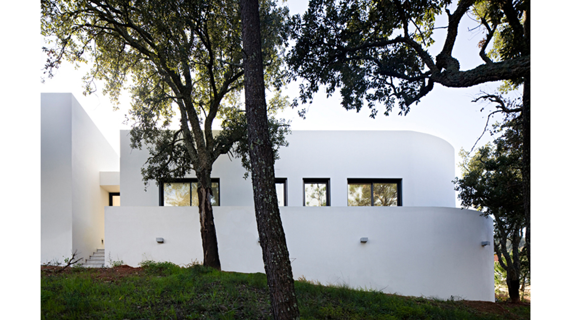 Imagem 4 - ComA, Architecure and Design | Casa Miraventos