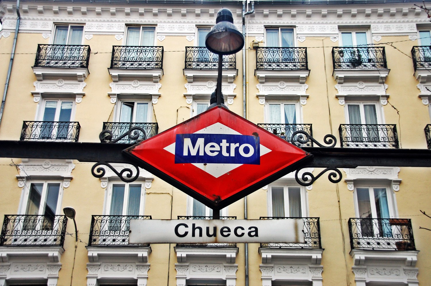 Nova imagem para a esta&ccedil;&atilde;o de Metro de Chueca em Madrid