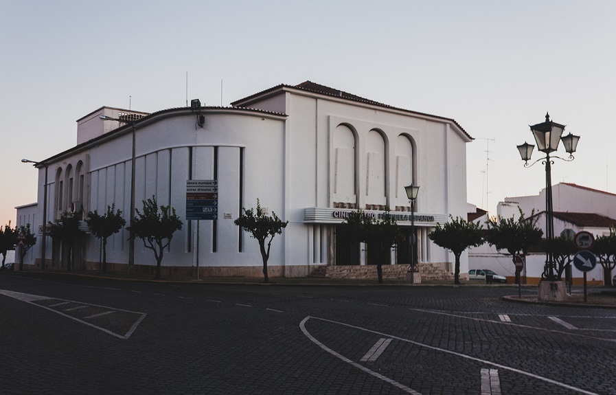 Reabilita&ccedil;&atilde;o do cineteatro de Vila Vi&ccedil;osa