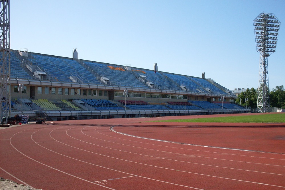 N&uacute;cleo cultural e desportivo no est&aacute;dio Daugava, Riga
