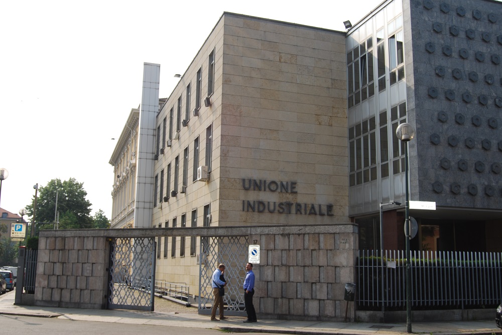 Reabilita&ccedil;&atilde;o da sede da Uni&atilde;o Industrial em Turim, It&aacute;lia