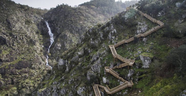 Passadi&ccedil;os do Paiva vencem Pr&eacute;mio Nacional de Arquitectura em Madeira 2017