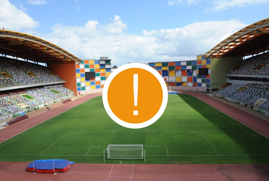 Centro de neg&oacute;cios e centro associativo municipal no topo norte do Est&aacute;dio Municipal de Leiria - ANALISADO 