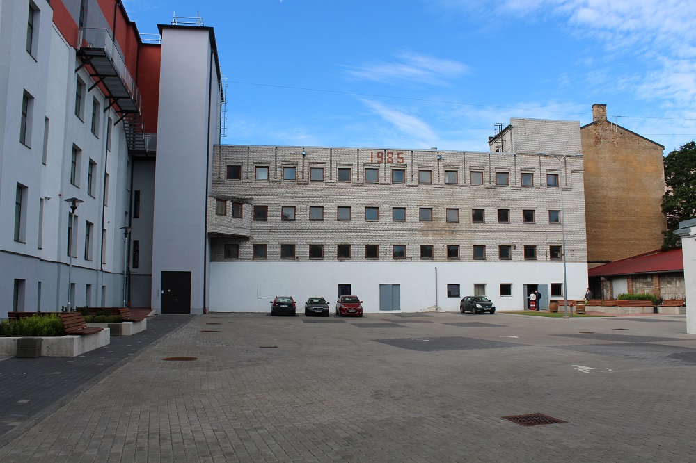 Complexo art&iacute;stico em Riga, Let&oacute;nia