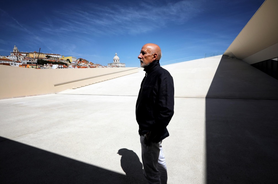 Carrilho da Gra&ccedil;a vence pr&eacute;mio Leon Battista Alberti