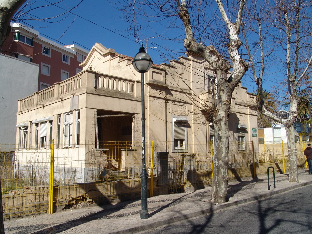 Loja Cascais Jovem Parede: respostas aos pedidos de esclarecimento 
