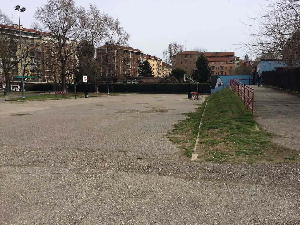 Escola secund&aacute;ria em Mil&atilde;o, It&aacute;lia