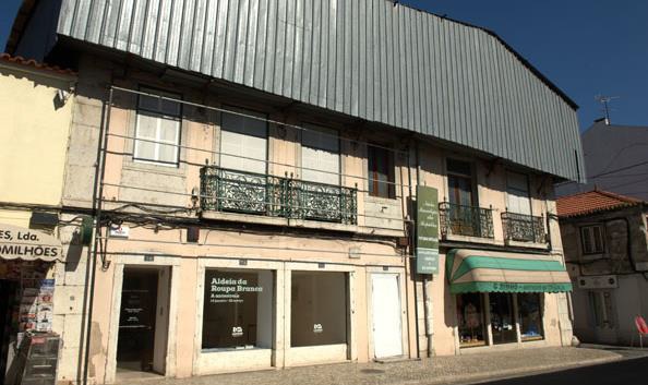 Reabilita&ccedil;&atilde;o do antigo edif&iacute;cio do Pa&ccedil;os do Concelho, Loures - ANALISADO