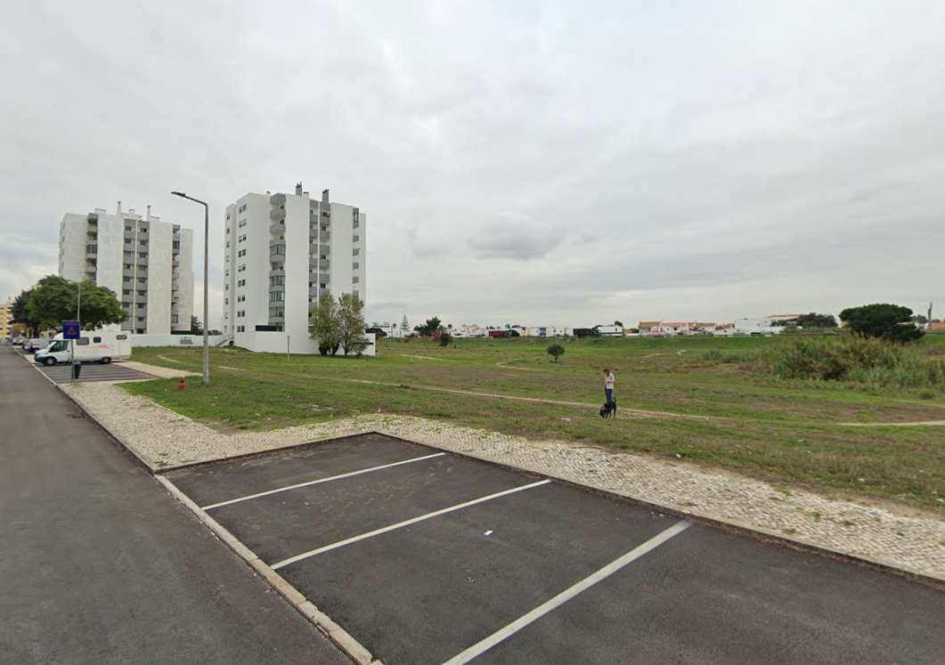 Piscina Municipal da Mata dos Loios, Barreiro - ANALISADO