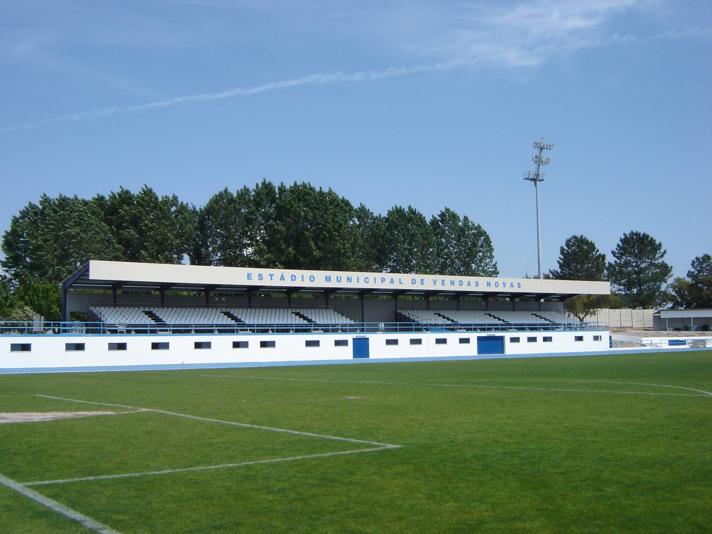 AN&Aacute;LISE - Requalifica&ccedil;&atilde;o do pavilh&atilde;o municipal e amplia&ccedil;&atilde;o do est&aacute;dio municipal, Vendas Novas