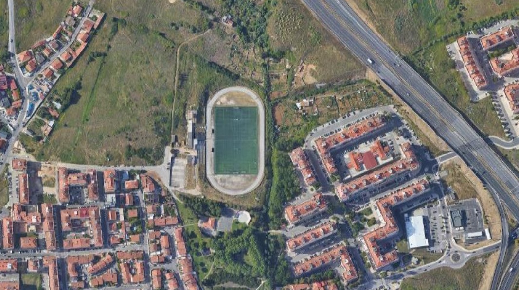 AN&Aacute;LISE - Complexo Desportivo Municipal de Agualva, Sintra 