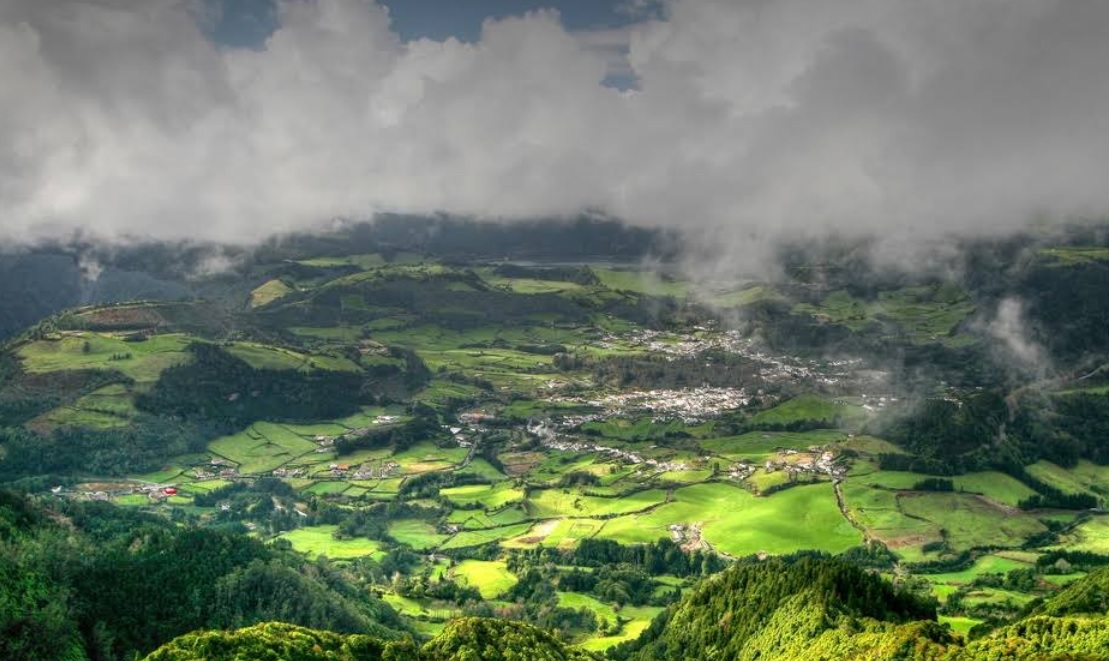 AN&Aacute;LISE &ndash; Revis&atilde;o de projetos de habita&ccedil;&atilde;o, A&ccedil;ores