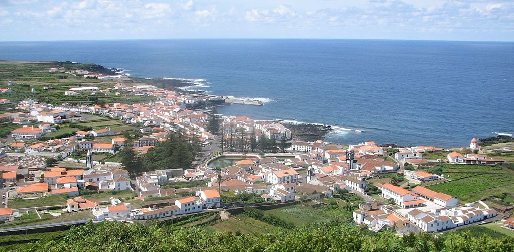 AN&Aacute;LISE &ndash; Revis&atilde;o de projetos de habita&ccedil;&atilde;o, Ilha Graciosa