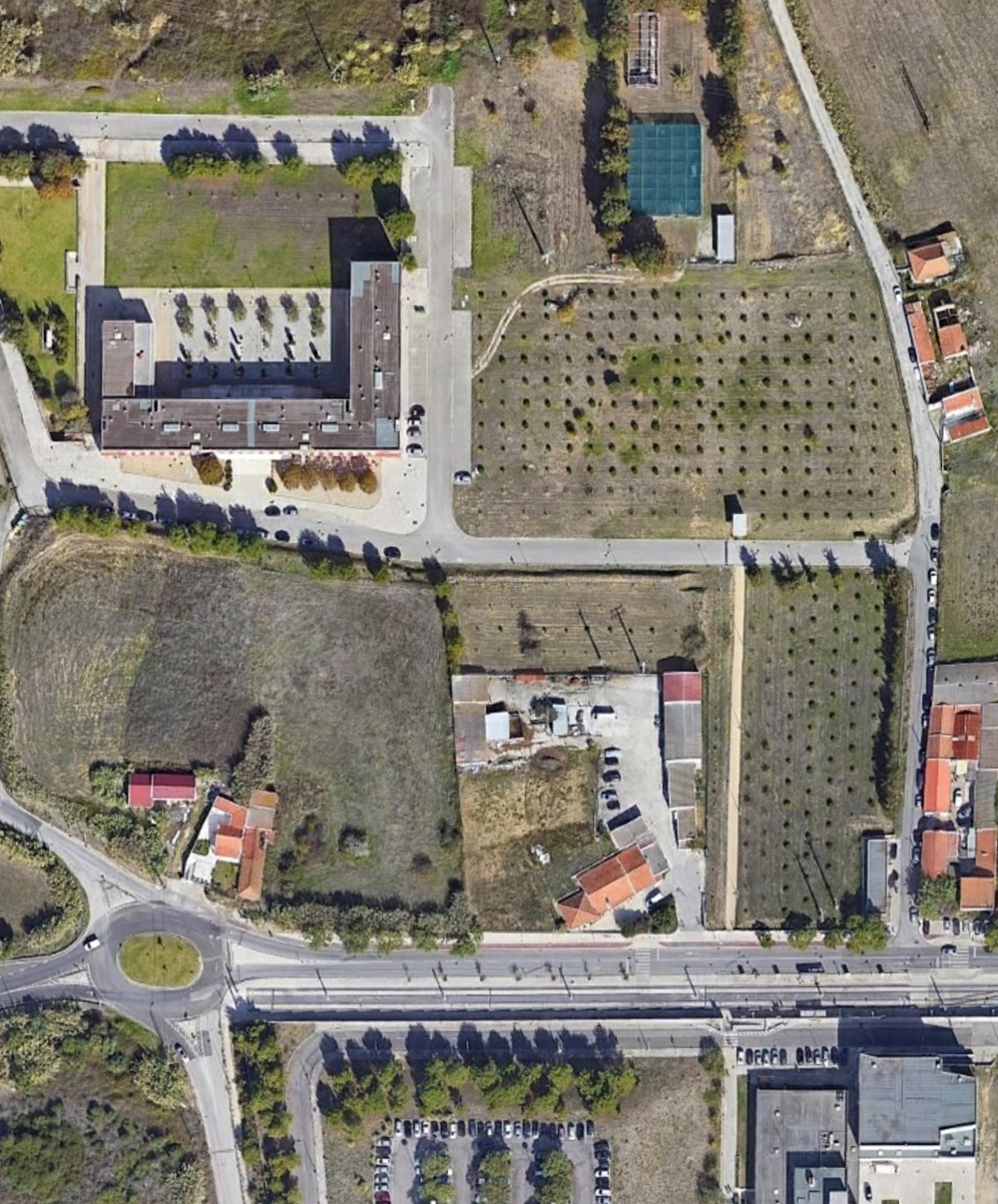 AN&Aacute;LISE - Resid&ecirc;ncia Fra&uacute;sto da Silva, Almada
