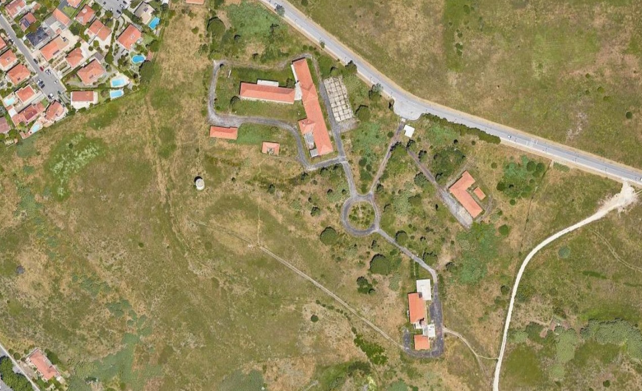 AN&Aacute;LISE - Habita&ccedil;&atilde;o na Ex-Esta&ccedil;&atilde;o Radionaval "Comandante Nunes Ribeiro", Oeiras