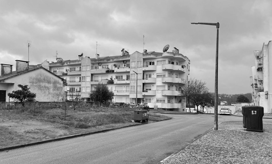 AN&Aacute;LISE &ndash; Conce&ccedil;&atilde;o-Constru&ccedil;&atilde;o de edif&iacute;cio de habita&ccedil;&atilde;o em Marmelais, Tomar
