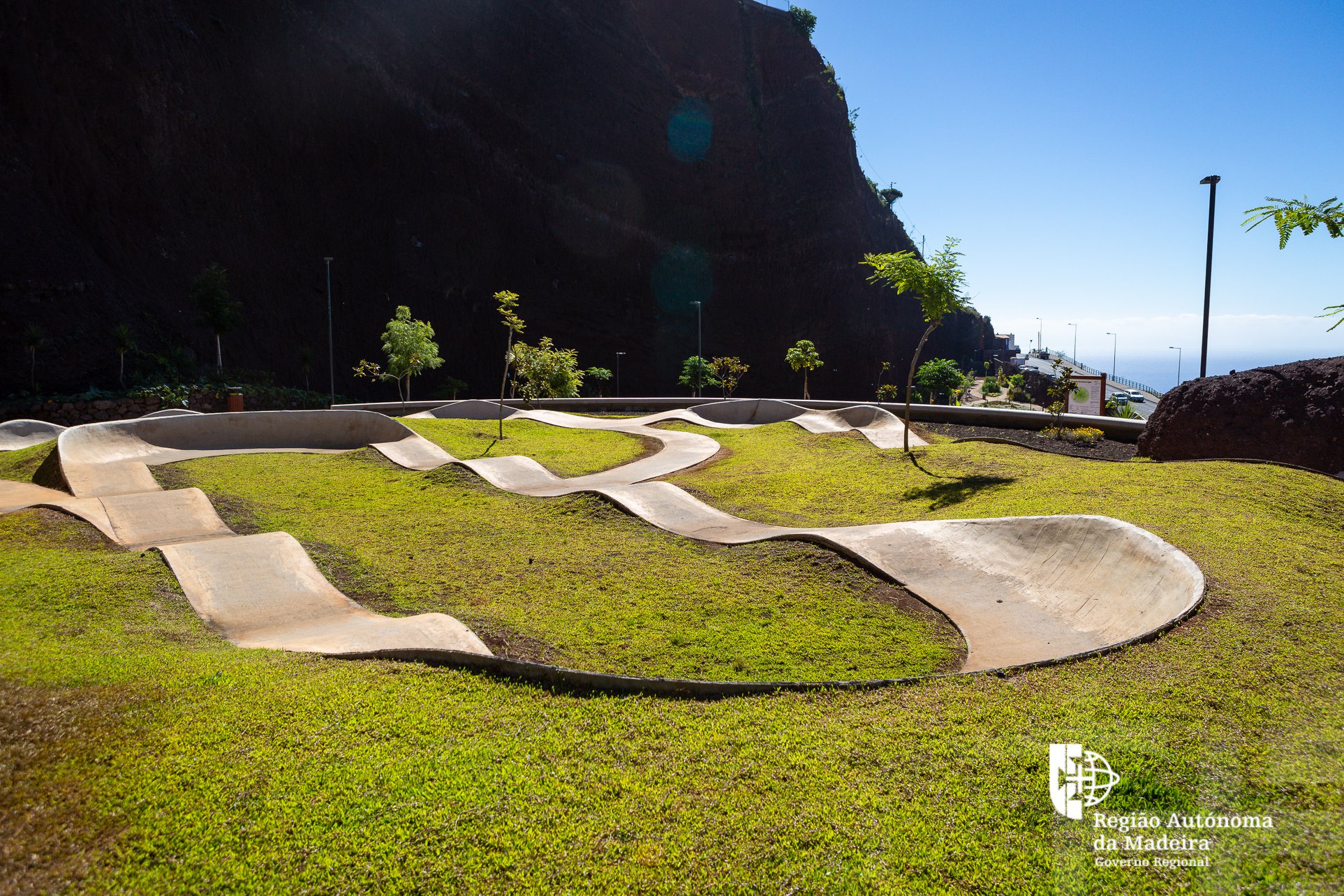Imagem 2 - Jardins do Garajau